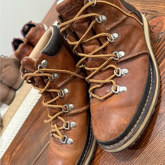 Sperry Other - Sperry Tan Leather Lace-Up Boots